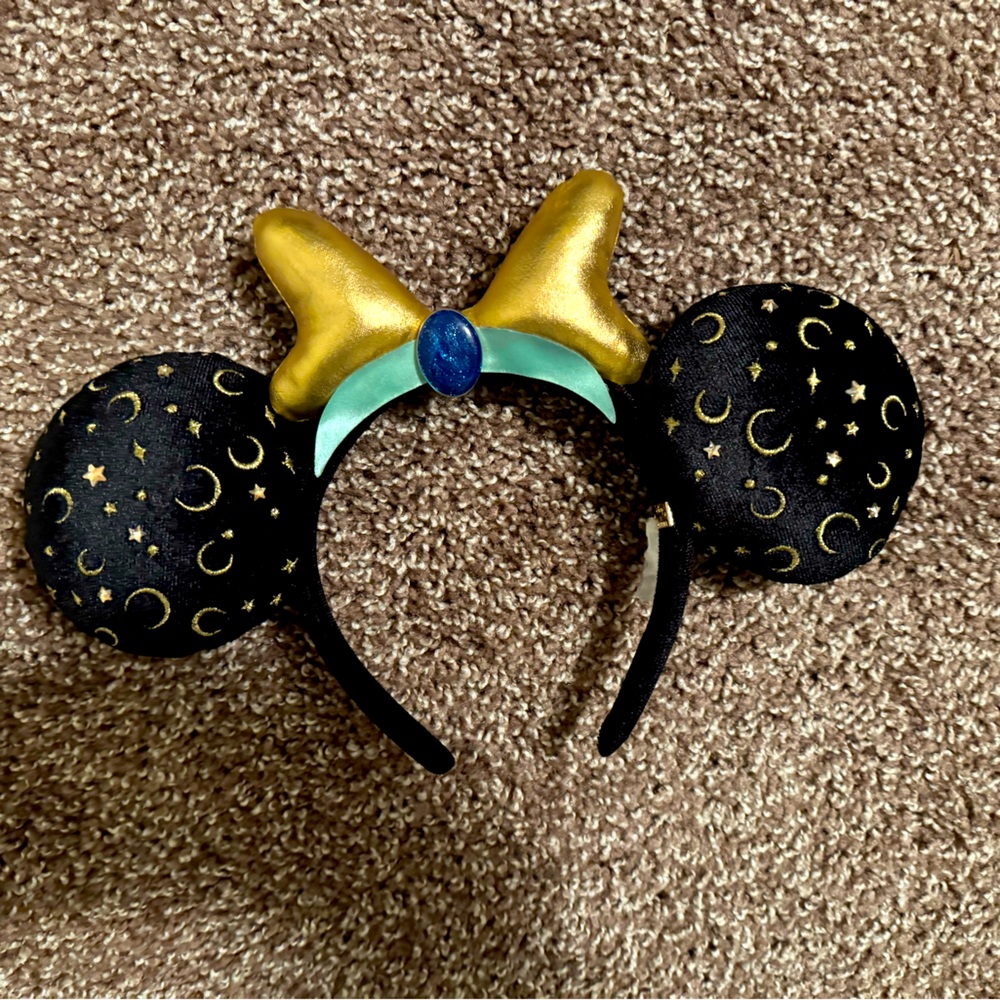 BaubleBar Jasmine Mickey Ears